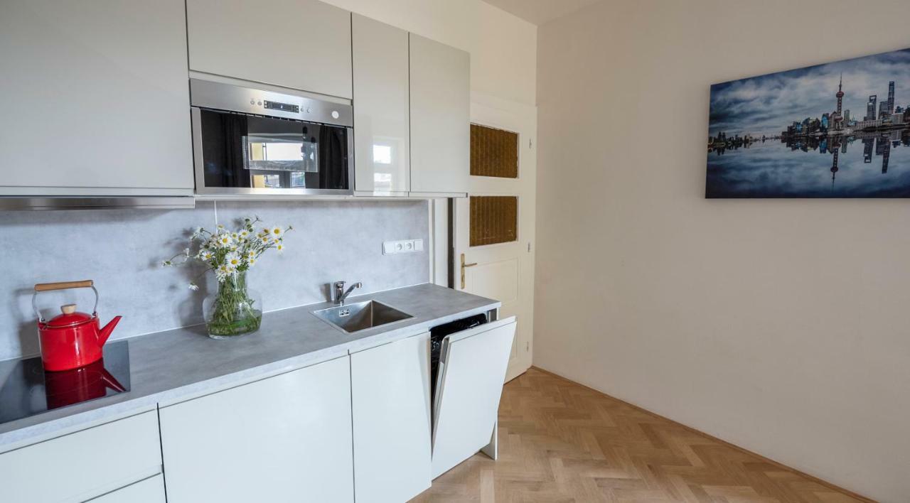Letna Garden Suites Prague Luaran gambar